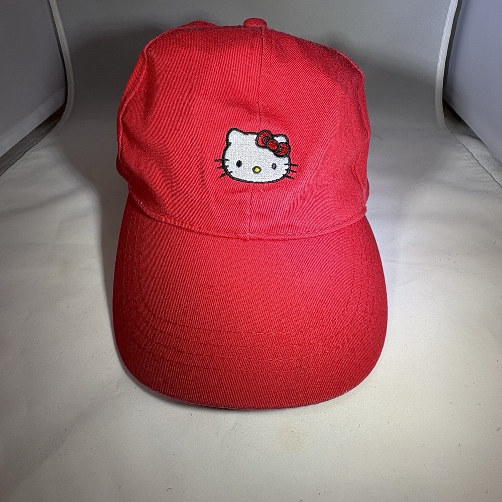 Hello Kitty Baseball Cap Strapback OS, Red/White Embroidered